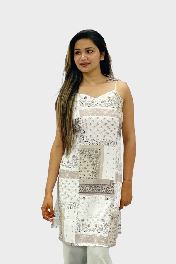Strap & Snap Kurti